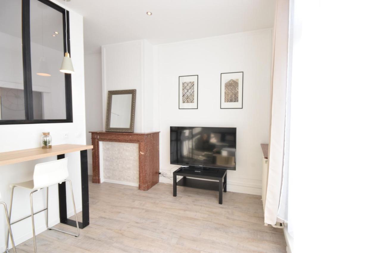 ואלנסיין Chic Appart Design - Hyper Centre - Tramway - Free Wifi - Lerelaisdodile12 מראה חיצוני תמונה